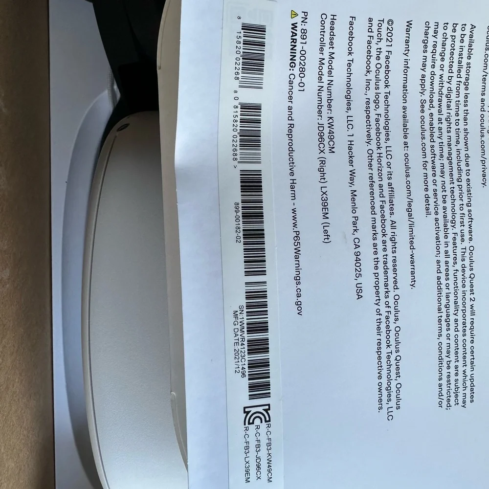 Meta Quest 2 advanced all in 1. Virtual reality headset. 128GB